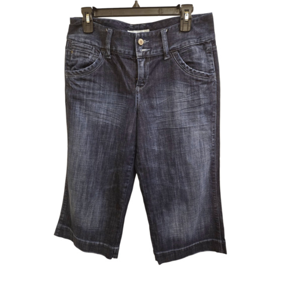 Very Good 7/8 Maurices Capris - Picture 1 of 1
